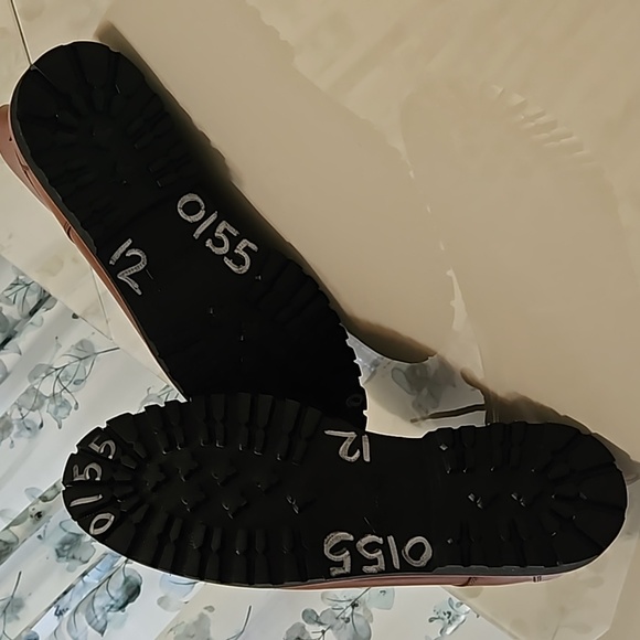 Brown boot size 12 - Picture 4 of 4